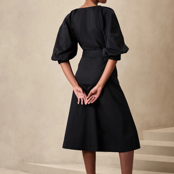 *SOLD* NWT Banana Republic | Midi Wrap Dress - Picture 2 of 3